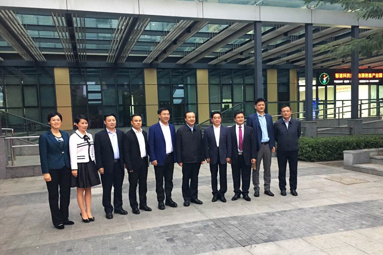 省長石泰峰來揚調(diào)研 董事長馬自強參加座談